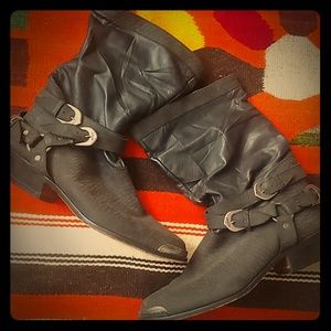 Vintage 80s leather silver toecap & buckles boots